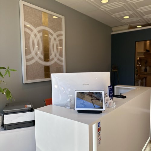 Flooring shop serving the Cherry Hill, NJ area